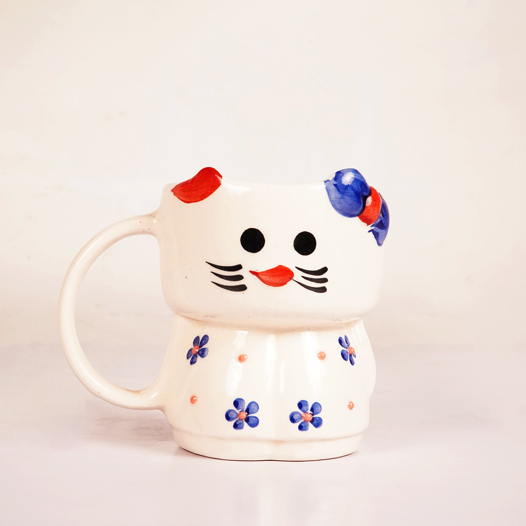 Cute Cat Ceramic Mug with Floral Design – Adorable Aesthetic Coffee Cup for Tea & Coffee