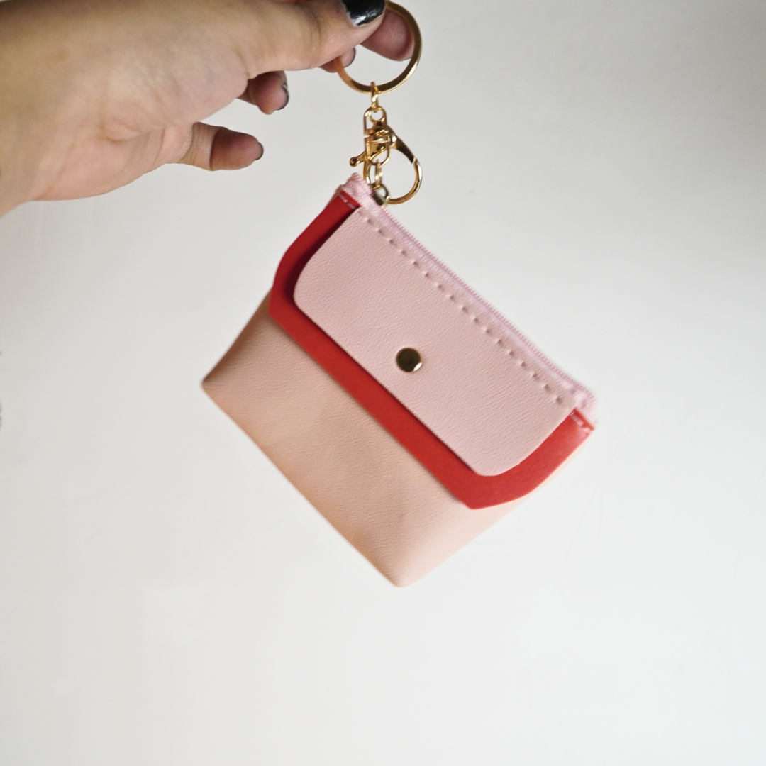 Cute wallet Pouch Keychain(Random Color)