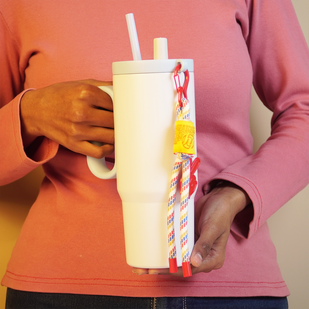 800ml Insulated Travel Tumbler with Handle, Straw & Carry Strap | Stainless Steel Reusable Drinking Cup