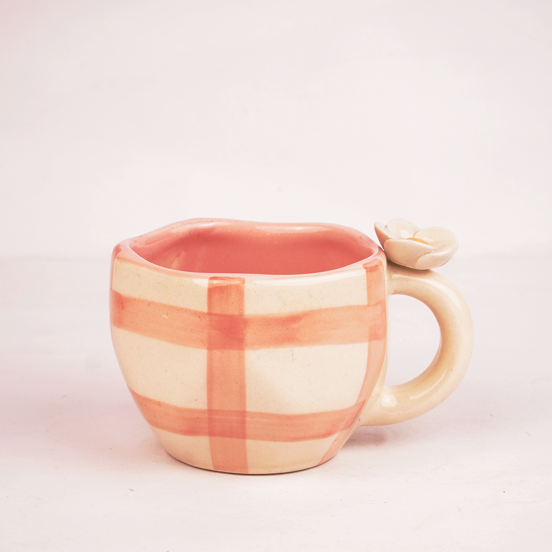 Peach & Cream Ceramic Mug with Flower Handle – Cute Aesthetic Coffee Cup for Tea & Home
