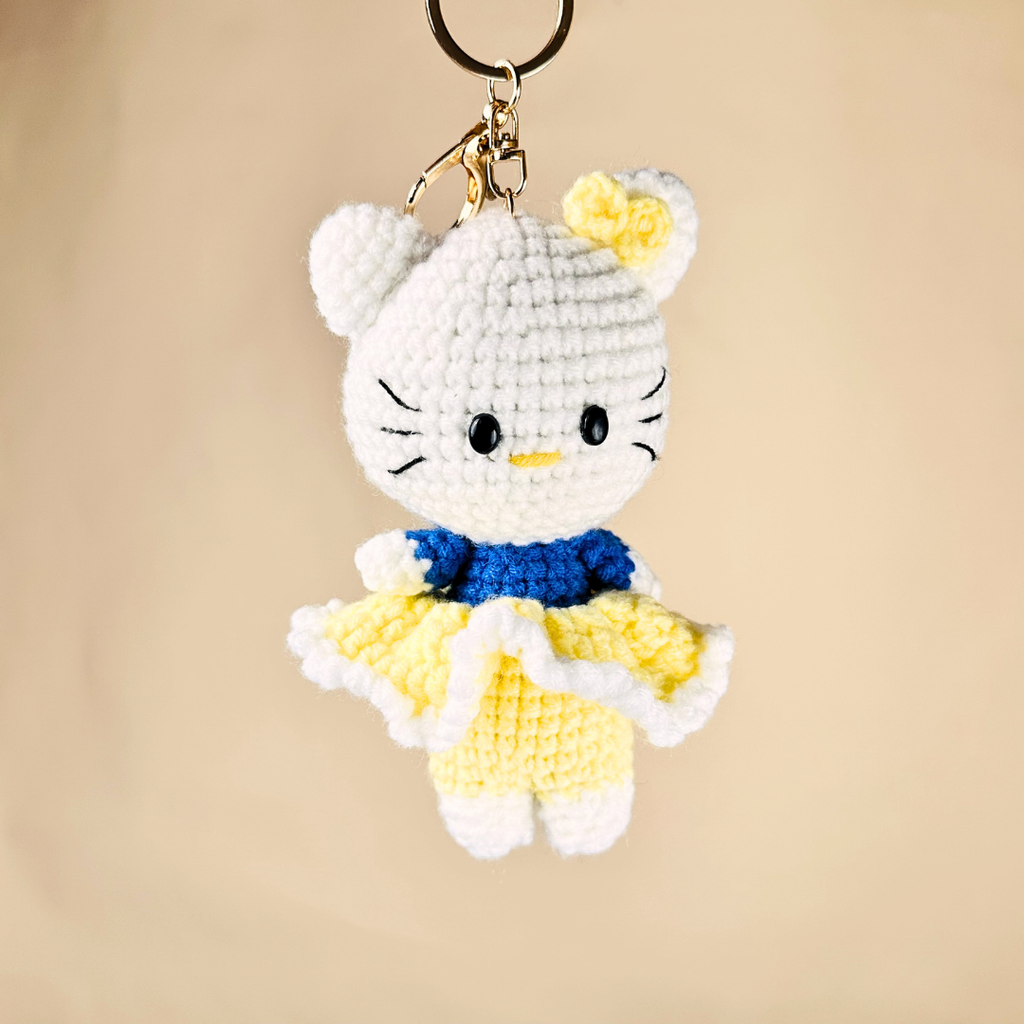 Handcrafted Crochet Kitty Keychain(Random Color)