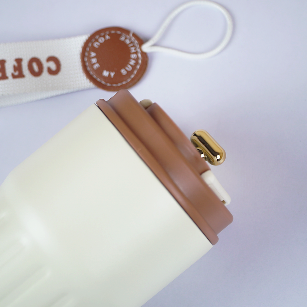 650ml Leak-Proof Reusable Water Bottle with Flip Lid | Lightweight Travel Bottle (18cm x 7cm)