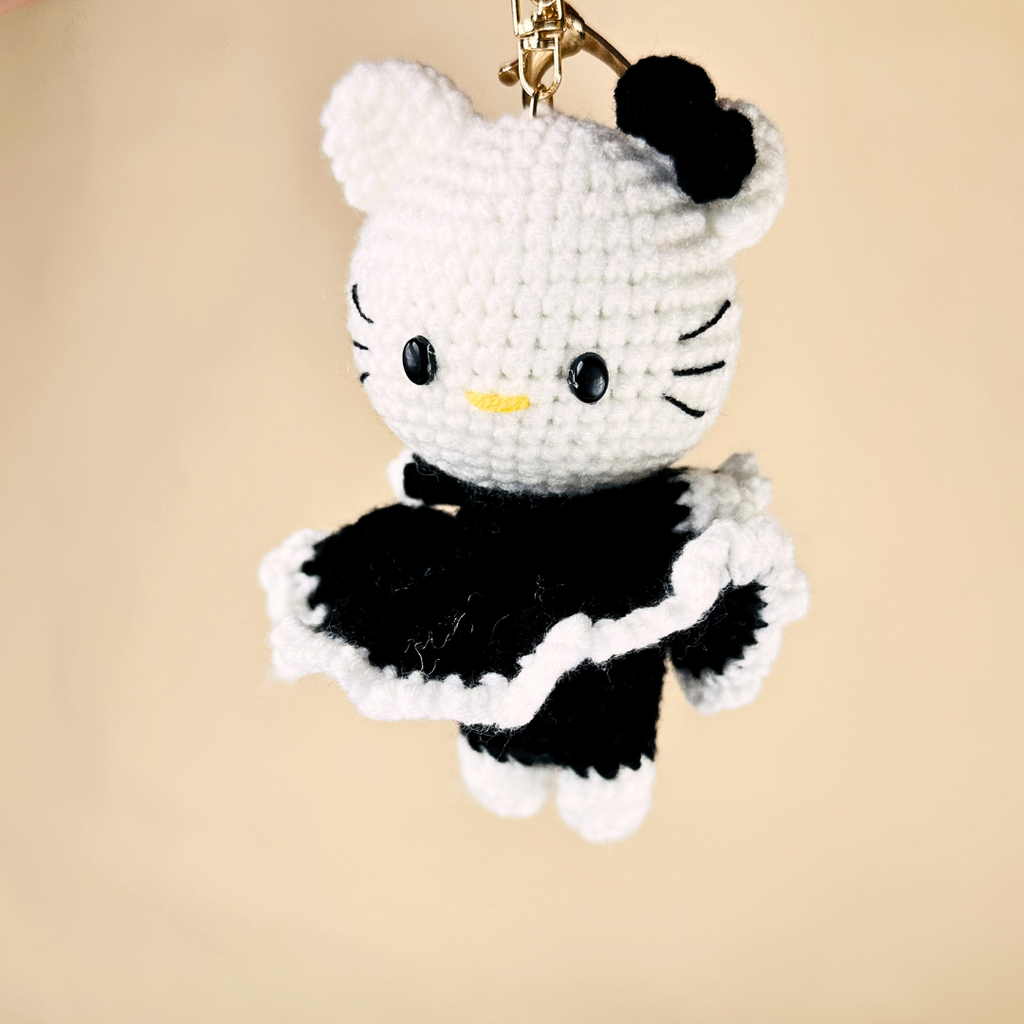 Handcrafted Crochet Kitty Keychain(Random Color)