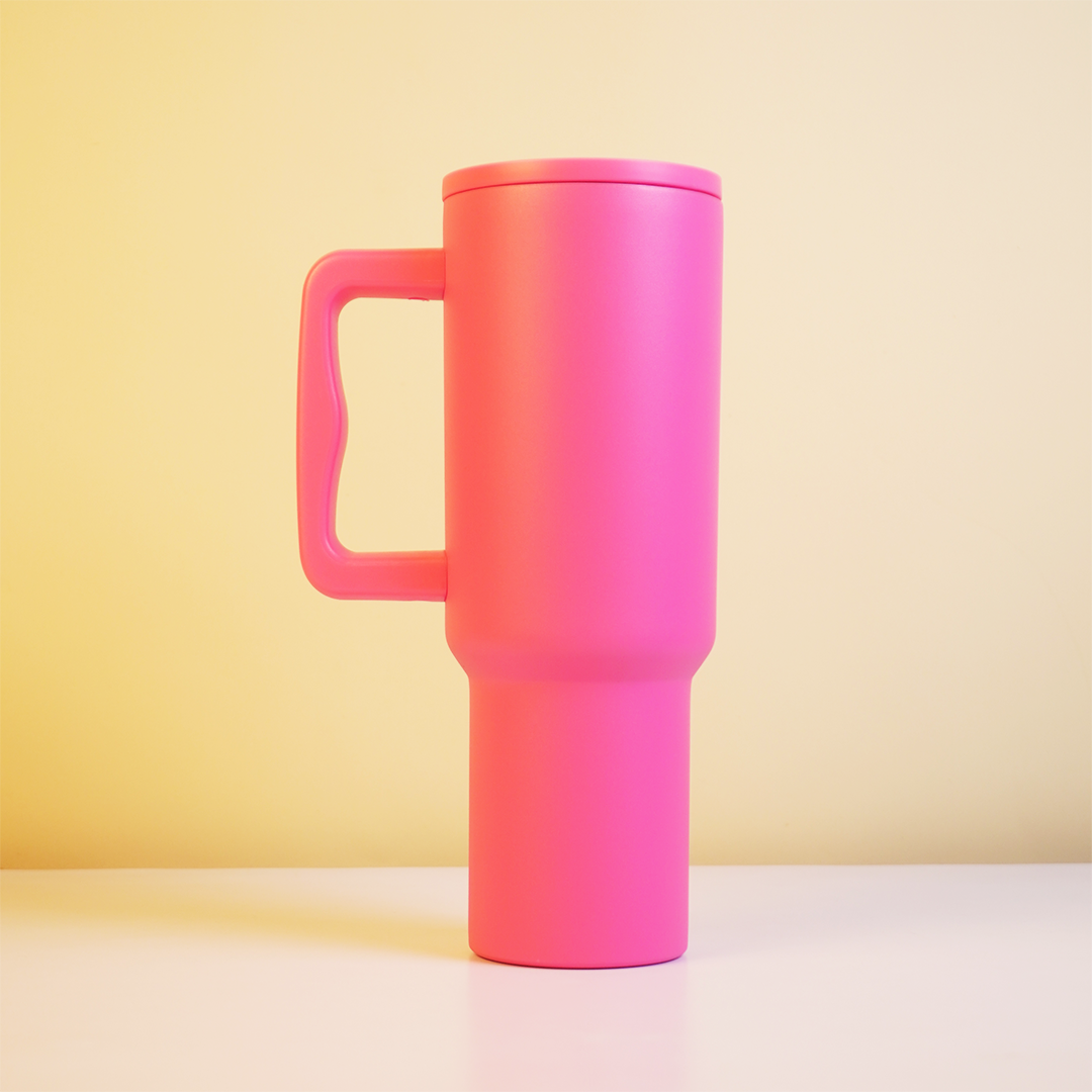 1.2L Large Capacity Insulated Travel Tumbler with Handle – Pink Reusable Stainless Steel Mug (26cm x 10cm)