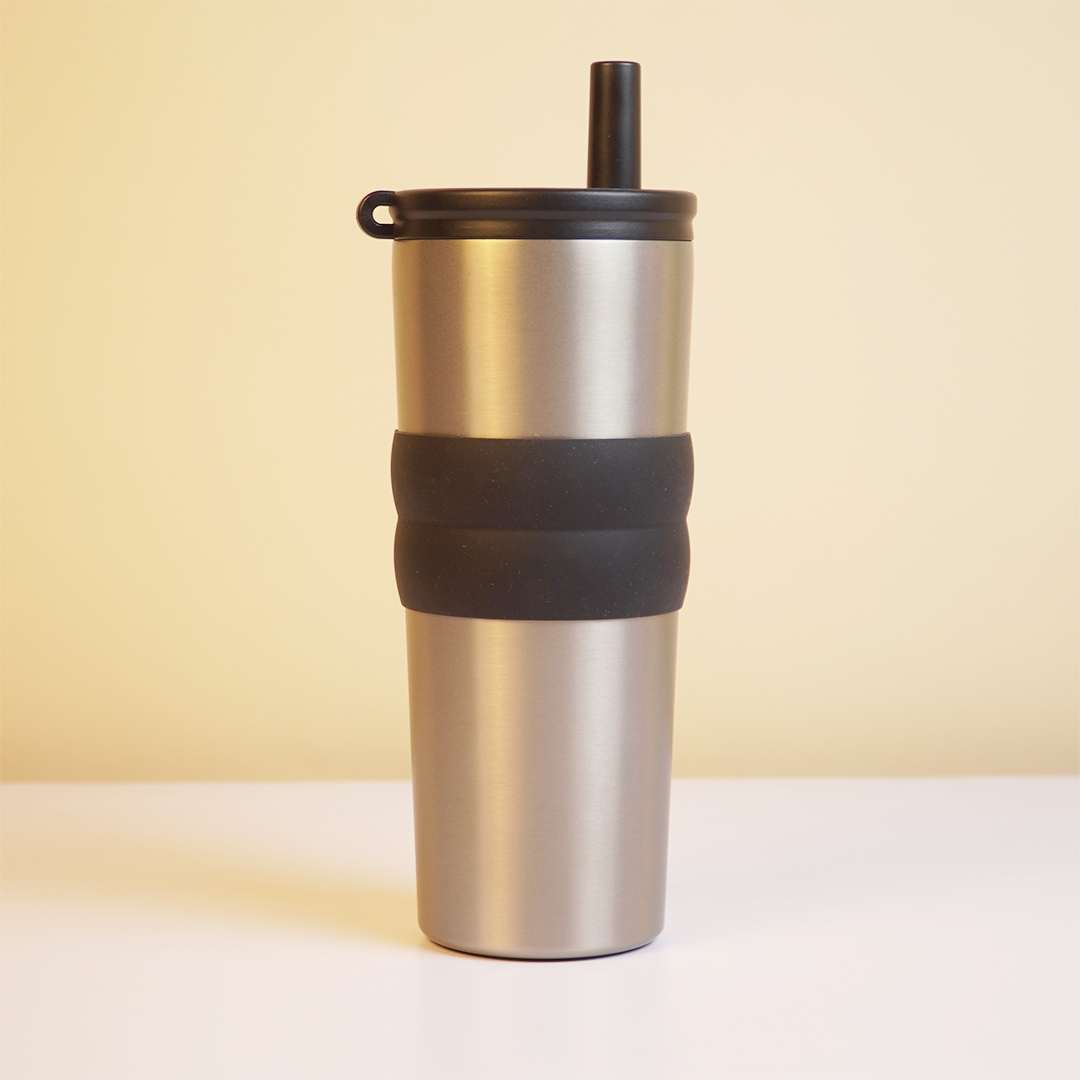 Stainless Steel Travel Tumbler with Straw | 700ml Insulated Reusable Cup for Hot & Cold Drinks
