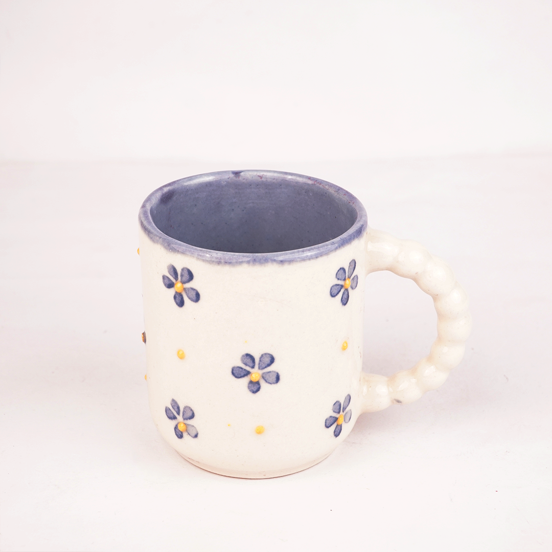 Cream Ceramic Mug with Blue Floral Design – Cute Aesthetic Coffee Cup with Textured Handle