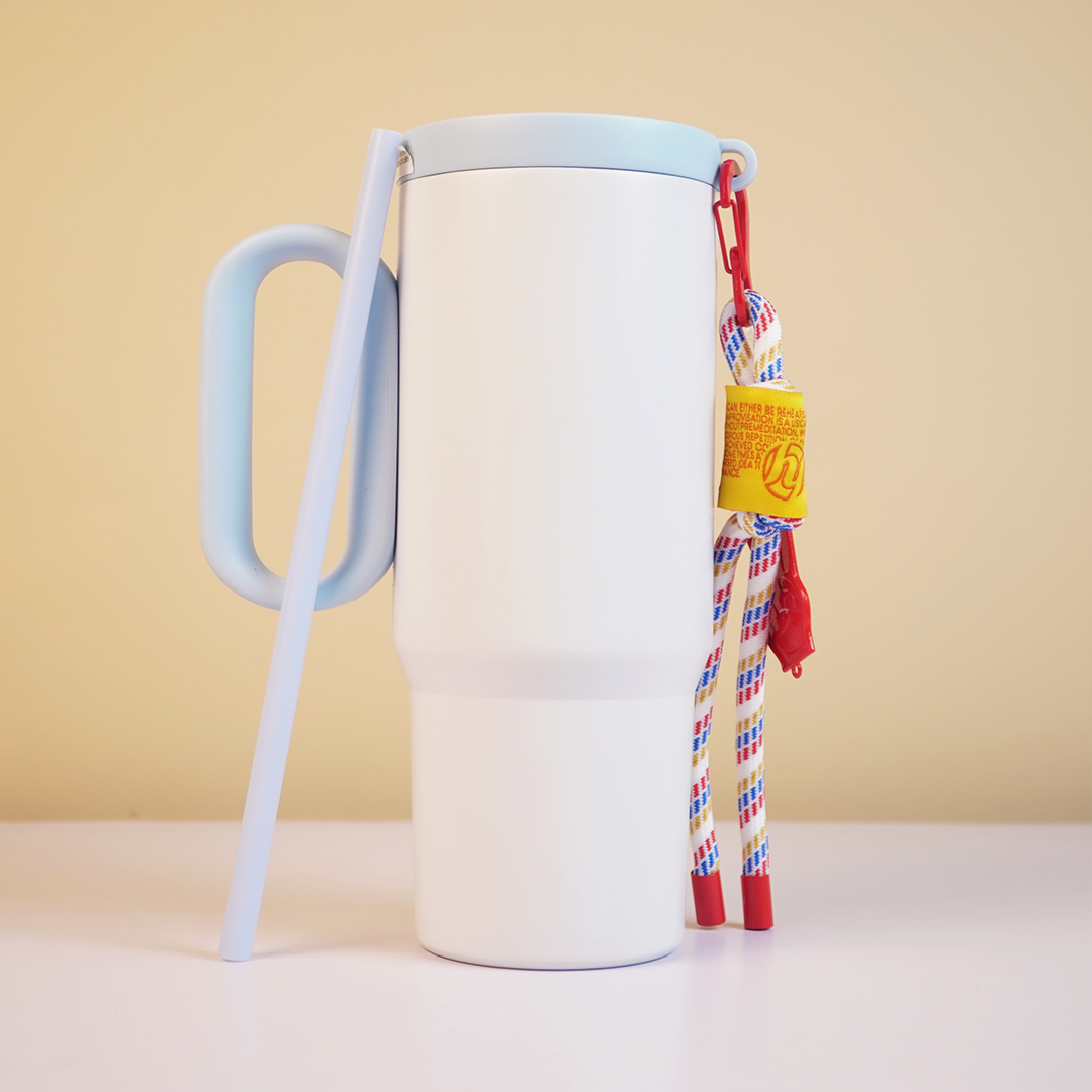 800ml Insulated Travel Tumbler with Handle, Straw & Carry Strap | Stainless Steel Reusable Drinking Cup