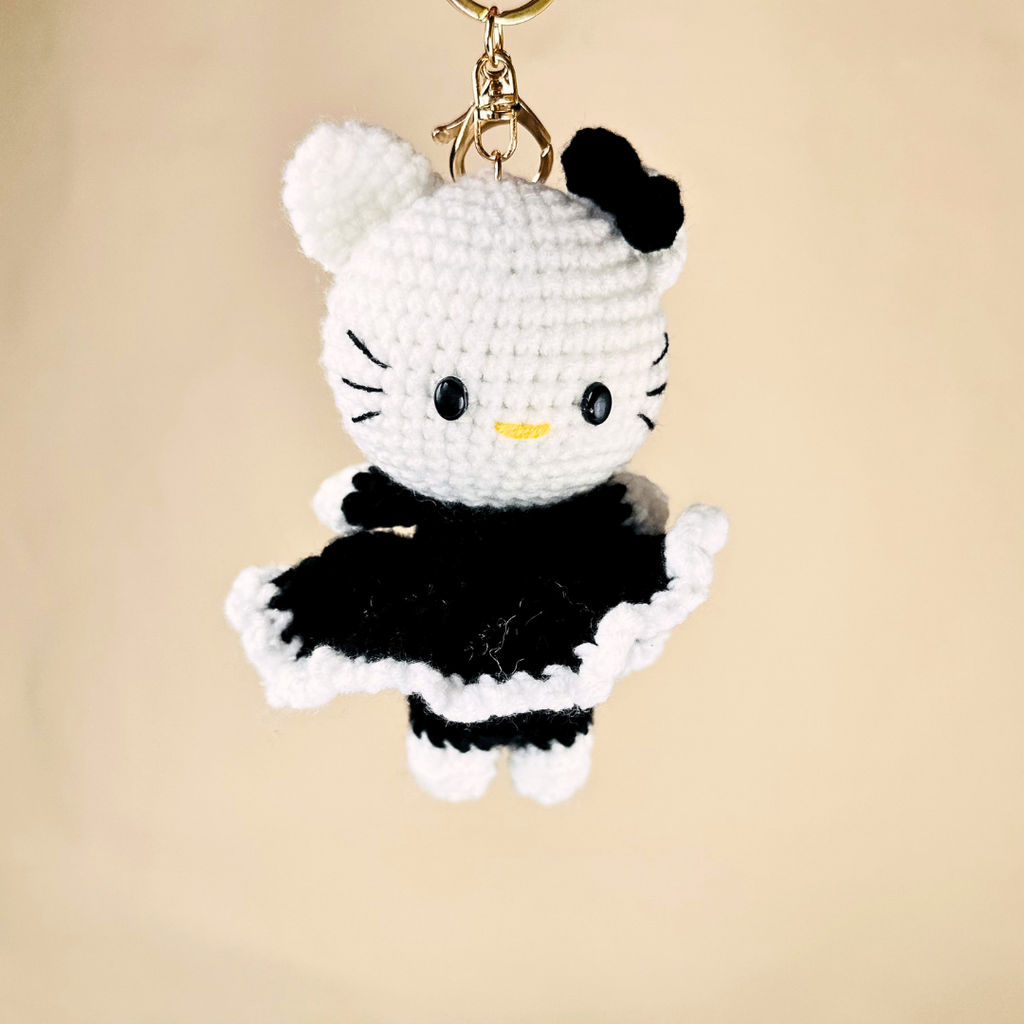 Handcrafted Crochet Kitty Keychain(Random Color)