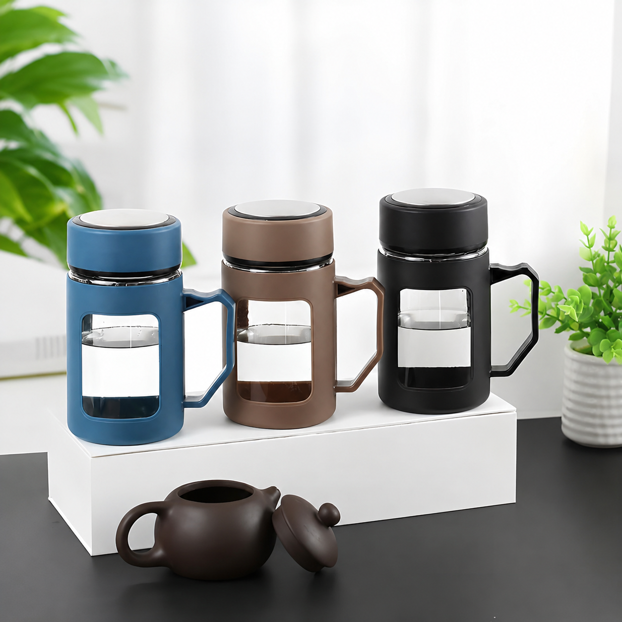 Double-Wall Glass Tea Mug with Infuser – Stylish Tea & Coffee Cup-1 piece
