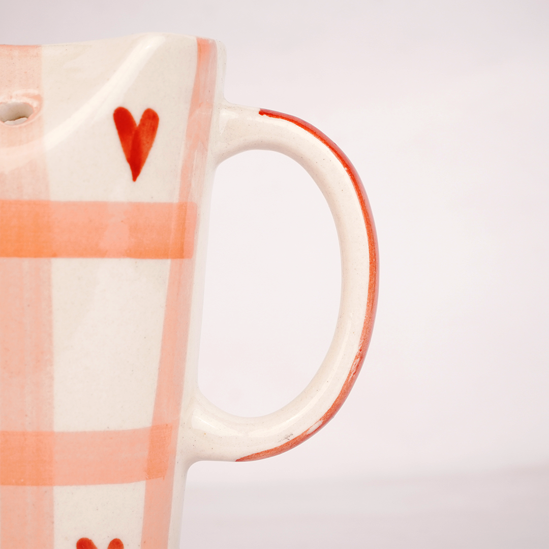 Peach & White Ceramic Mug with Heart Design – Cute Aesthetic Coffee Cup for Tea & Coffee