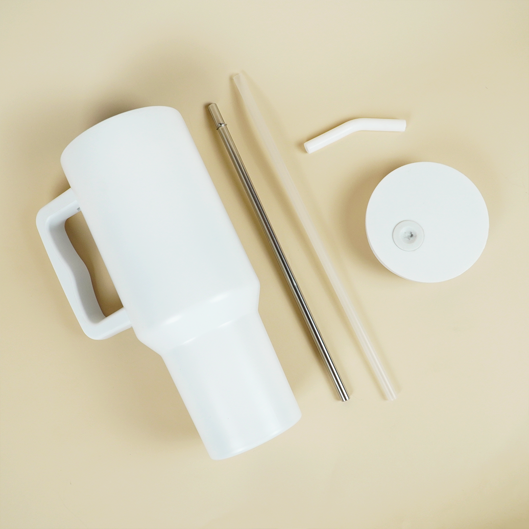 Pure Frost Minimal Tumbler (Classic White)