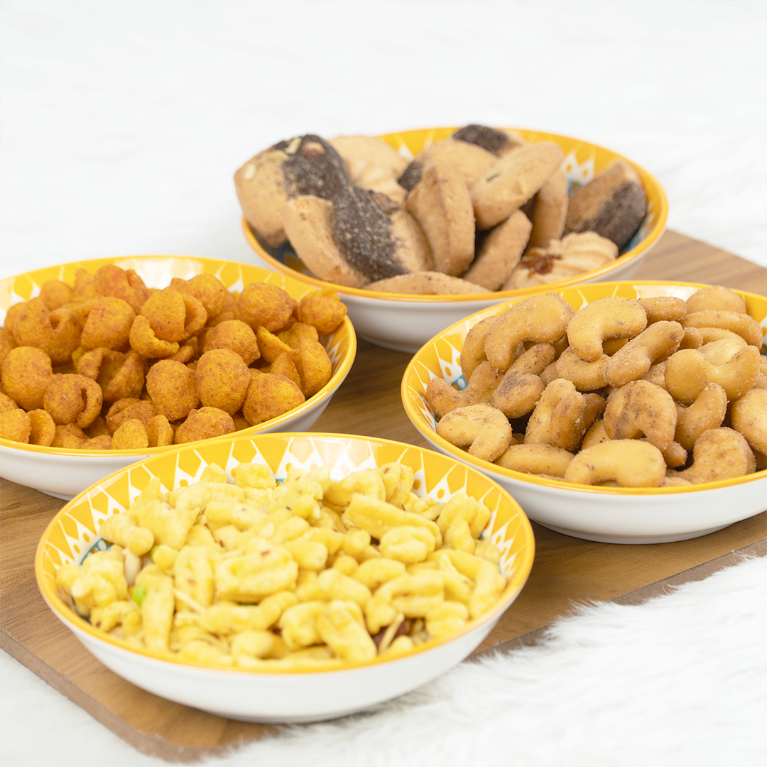 Colorful Ceramic Snack Plates Set – Yellow & Blue Decorative Serving Bowls | Modern Kitchen Tableware (Set of 4)
