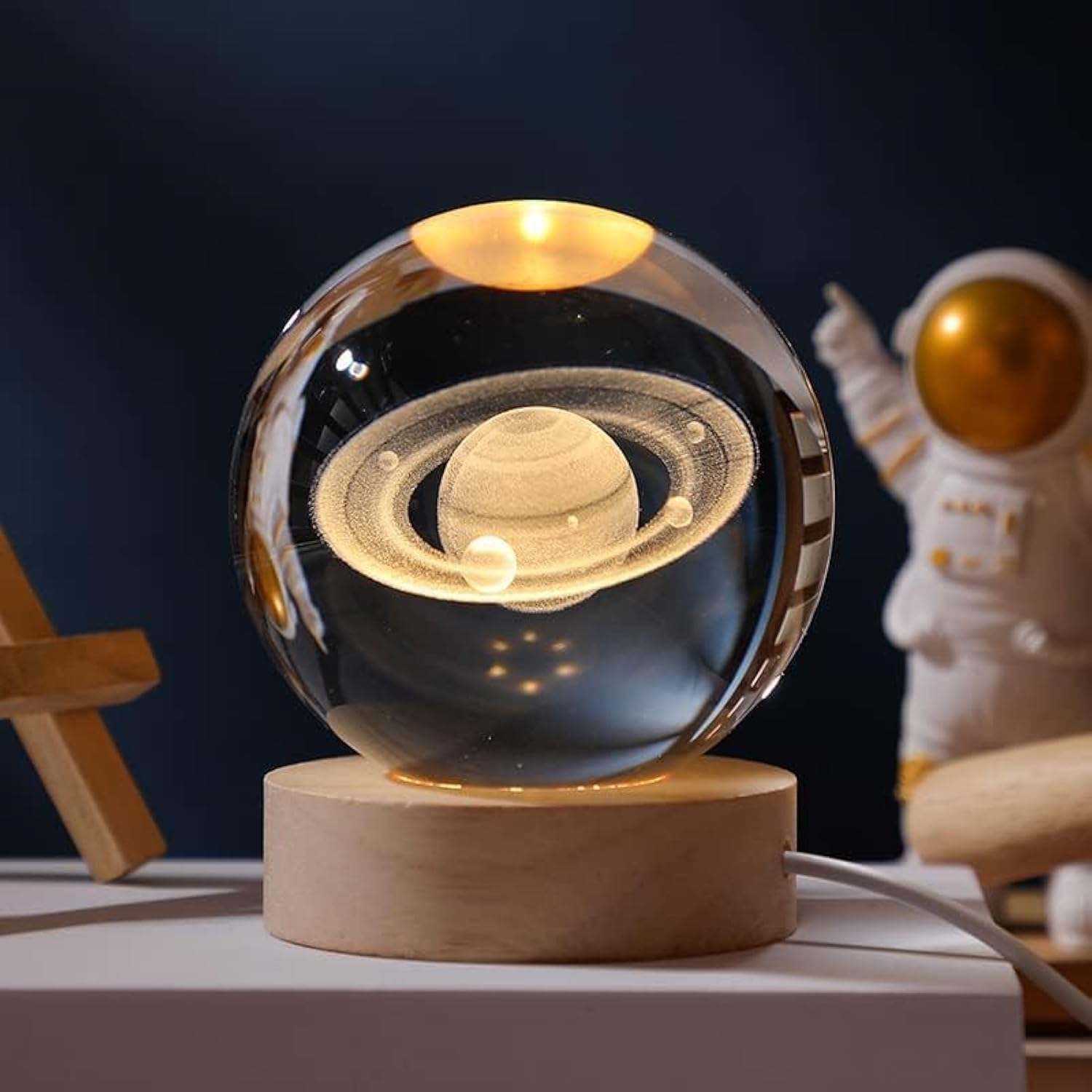 Crystal ball led