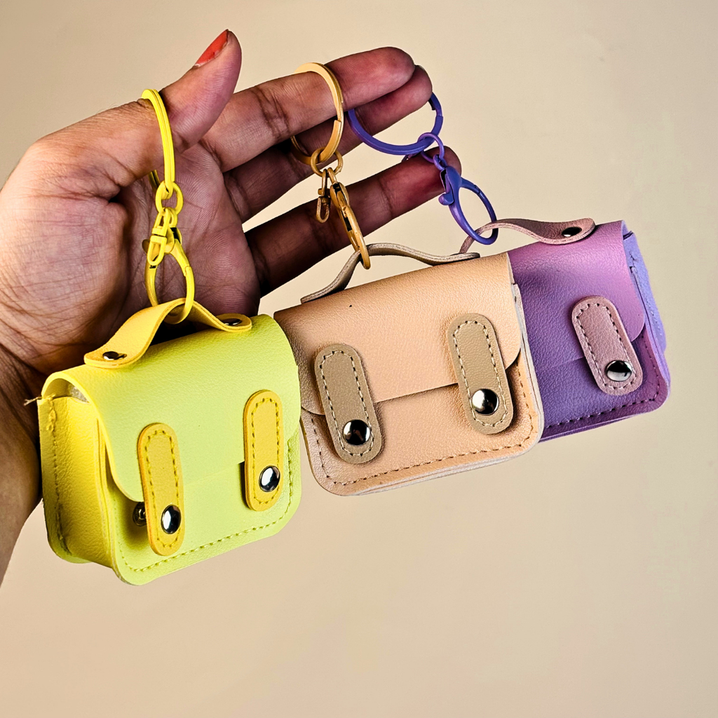 Mini Leather Pouch Keychain(Random Color)