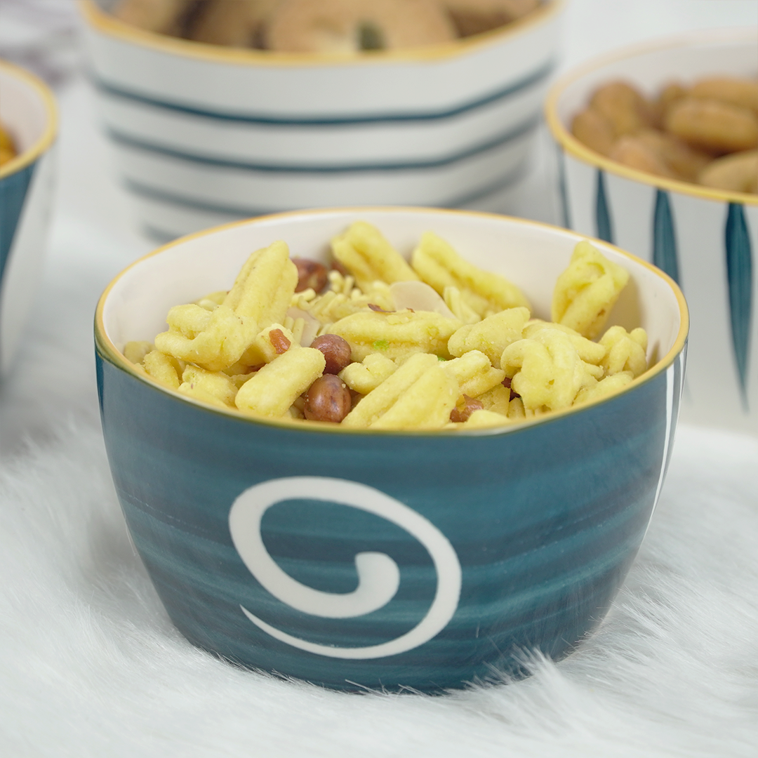 Modern Ceramic Bowl Set – Blue & White Designer Snack Bowls | Multipurpose Serving Bowls (Set of 4)