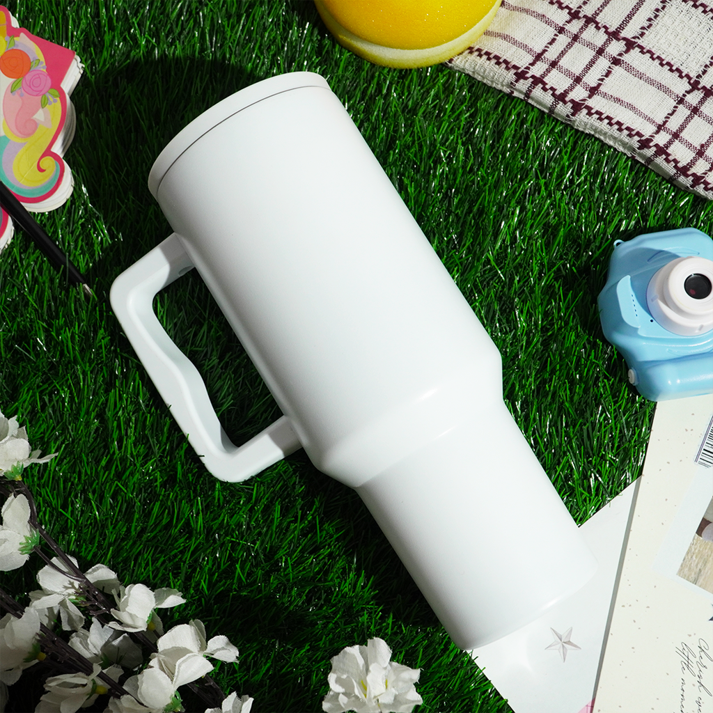 Pure Frost Minimal Tumbler (Classic White)