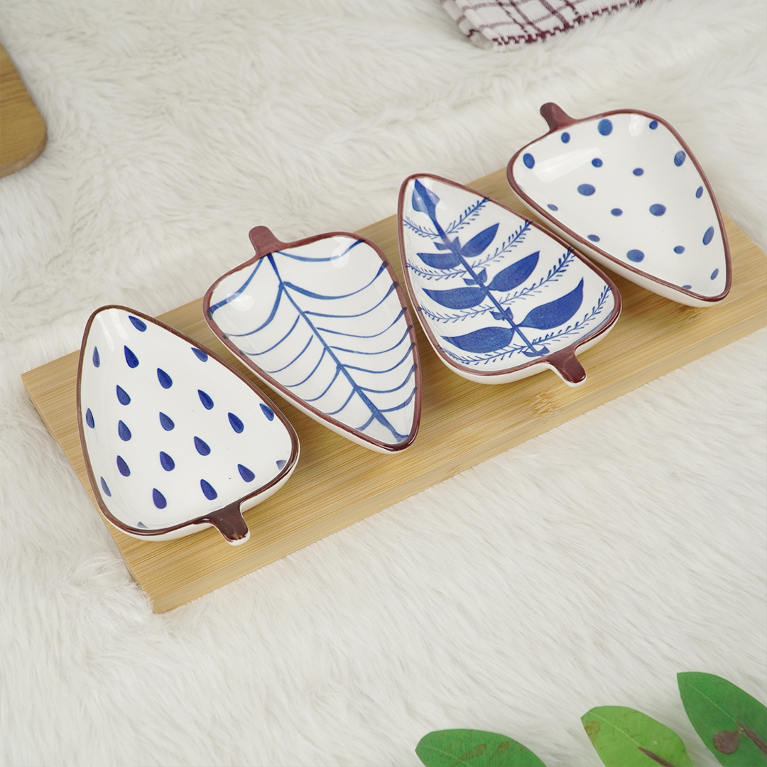 Leaf Shape Ceramic Snack Bowl Set with Wooden Tray – Blue & White Designer Serving Dishes (Set of 4)