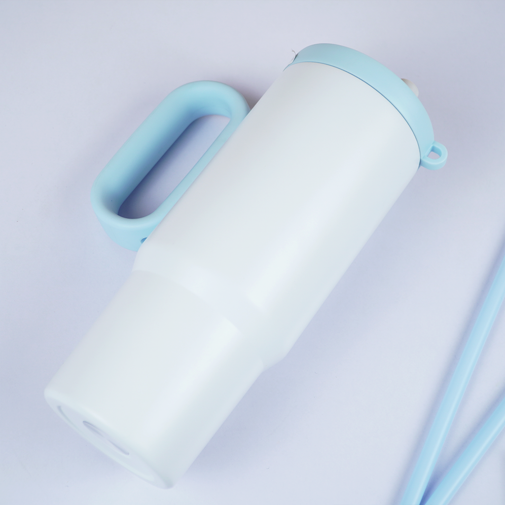 800ml Insulated Travel Tumbler with Handle, Straw & Carry Strap | Stainless Steel Reusable Drinking Cup