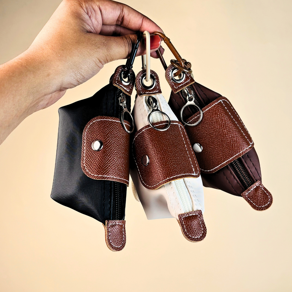 Premium Mini Key Pouch Keychain(Random Color)