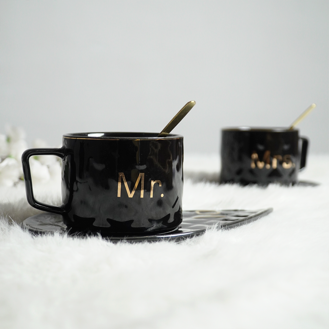 Mr & Mrs Couple Mug Set – Premium Black Ceramic Coffee Mugs