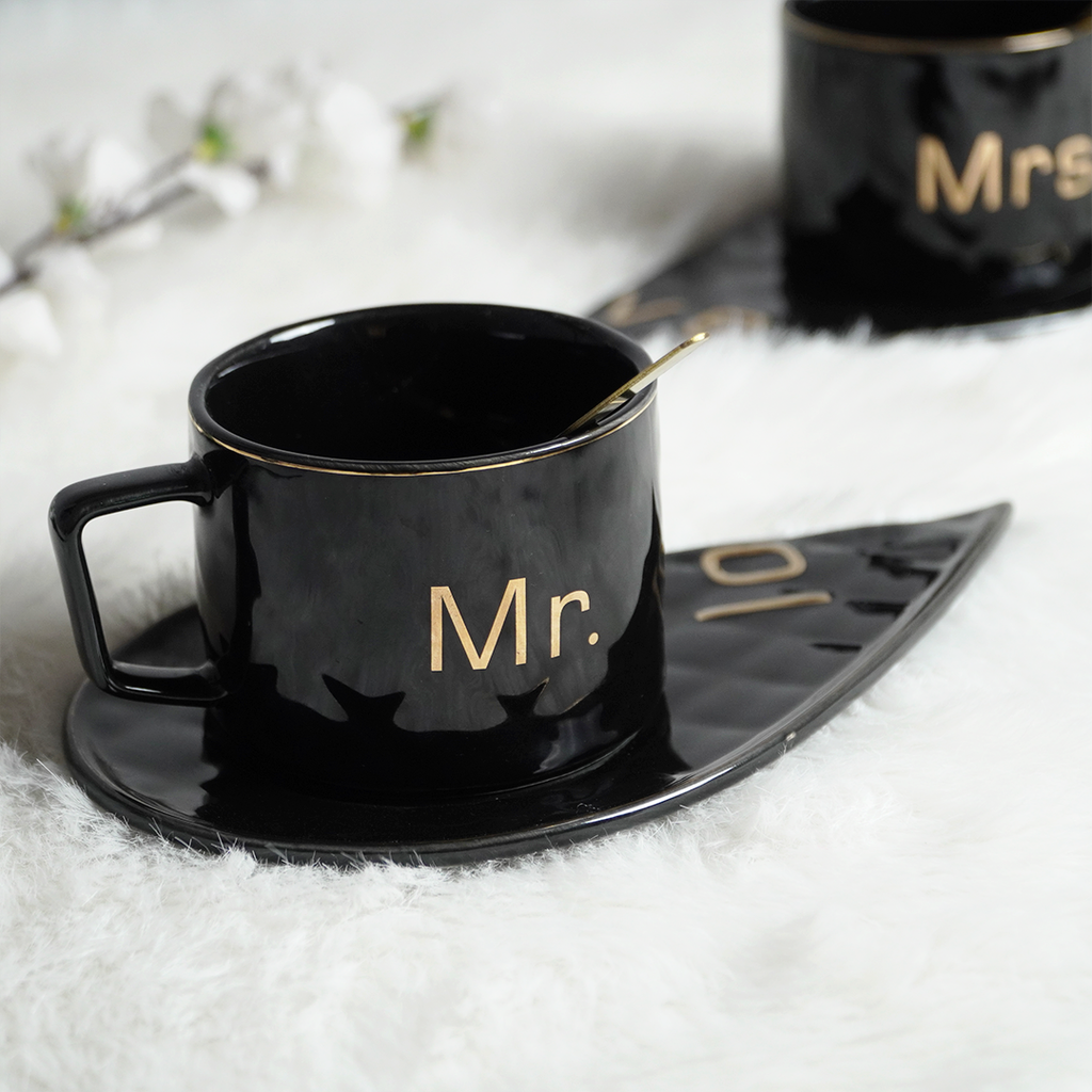 Mr & Mrs Couple Mug Set – Premium Black Ceramic Coffee Mugs