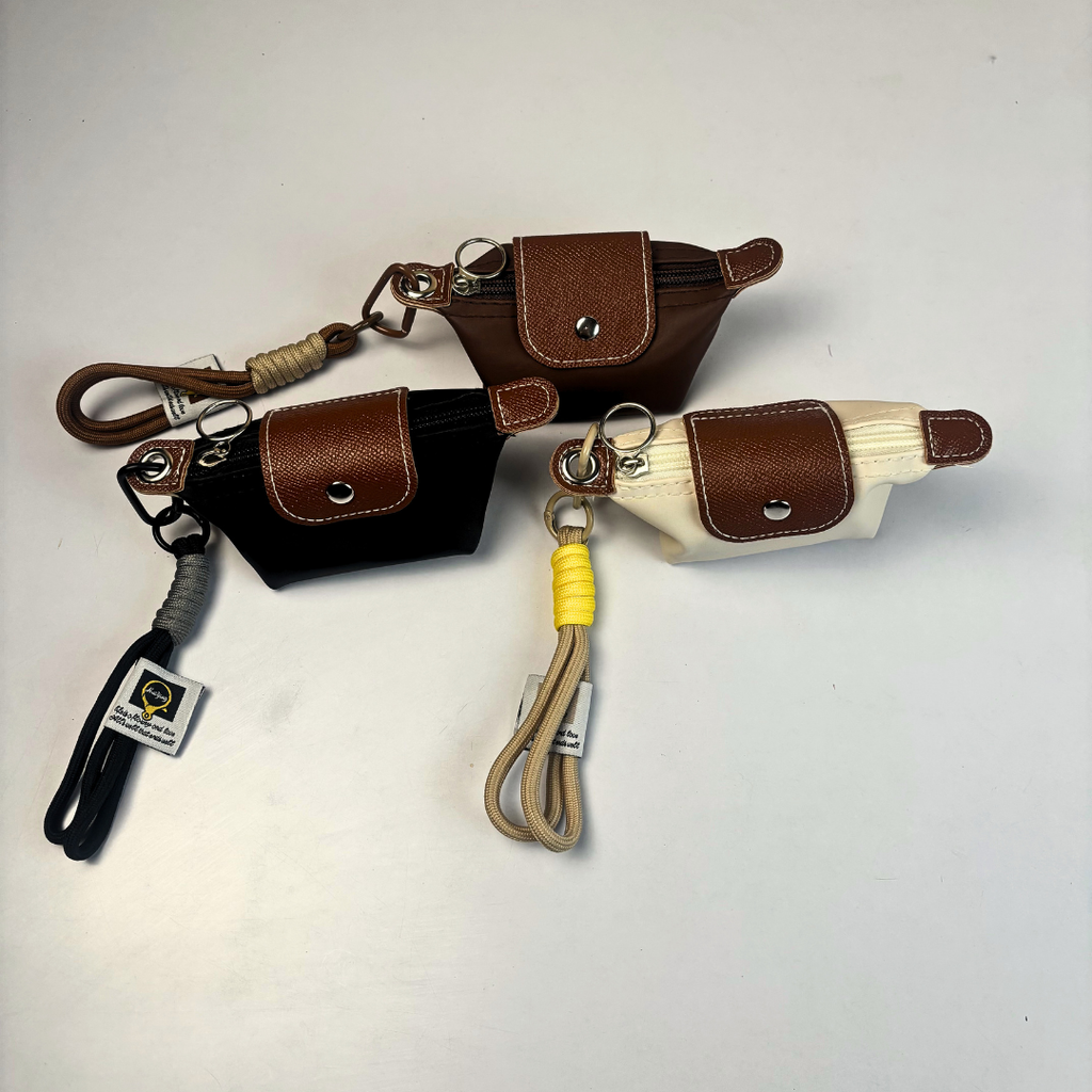 Premium Mini Key Pouch Keychain(Random Color)