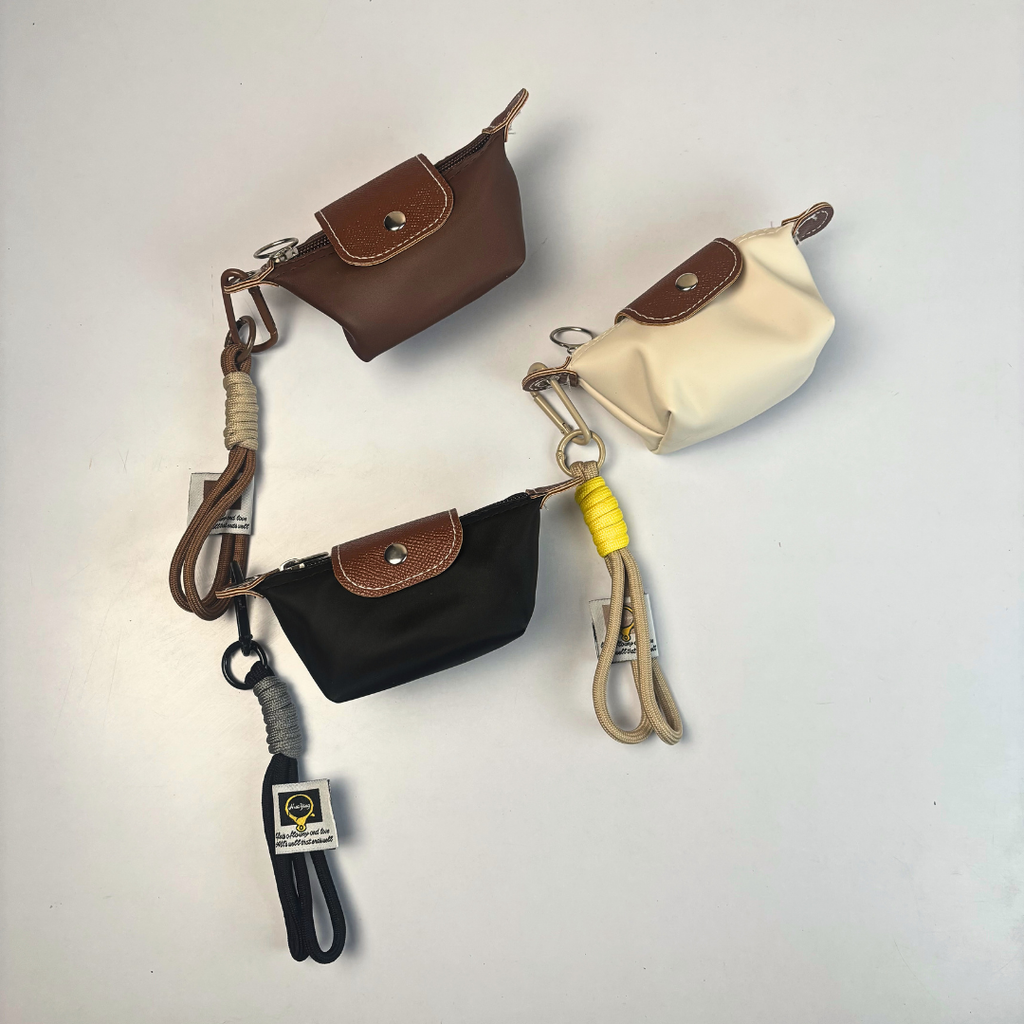 Premium Mini Key Pouch Keychain(Random Color)