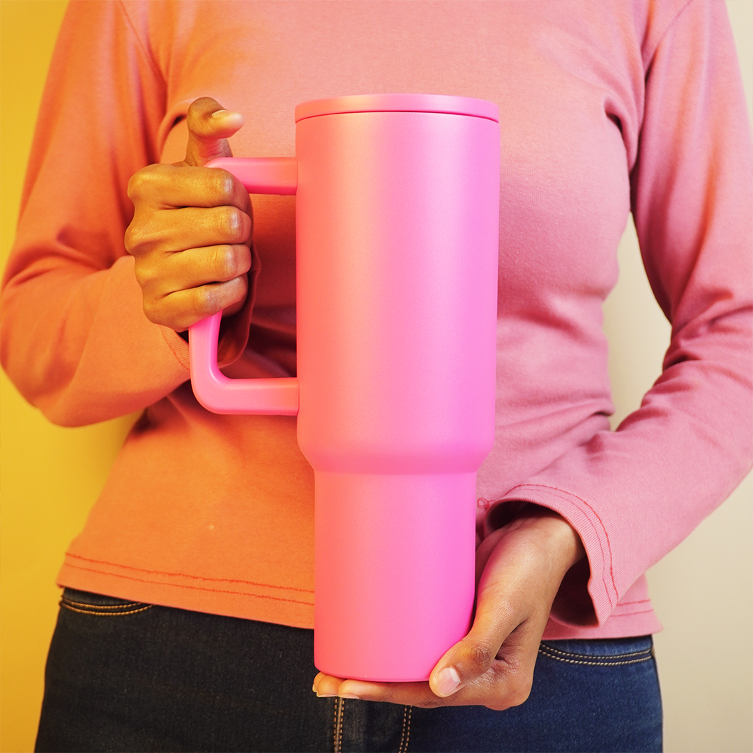 1.2L Large Capacity Insulated Travel Tumbler with Handle – Pink Reusable Stainless Steel Mug (26cm x 10cm)
