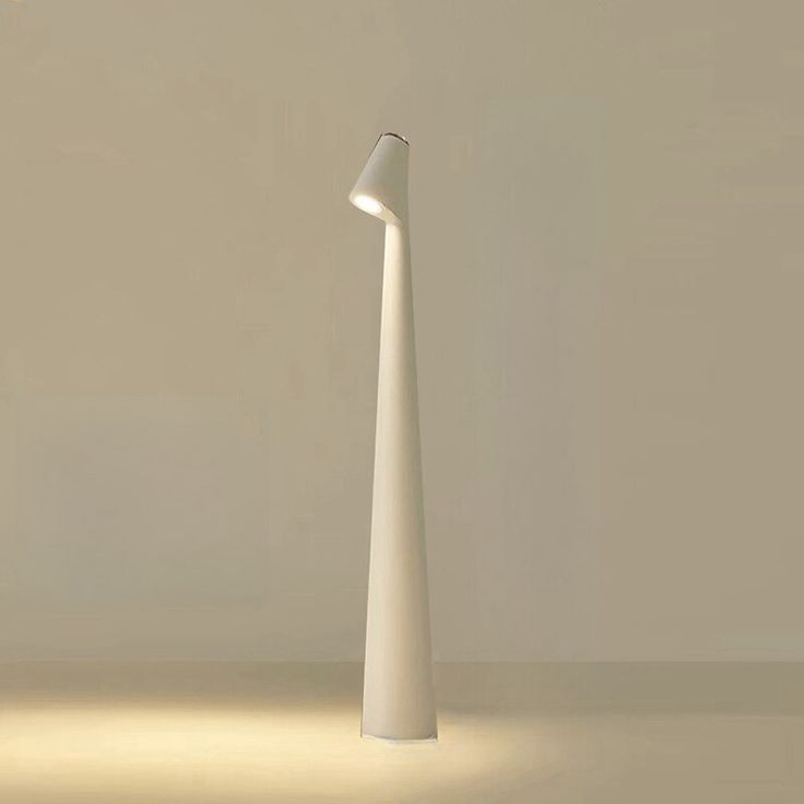 FOYE LAMP