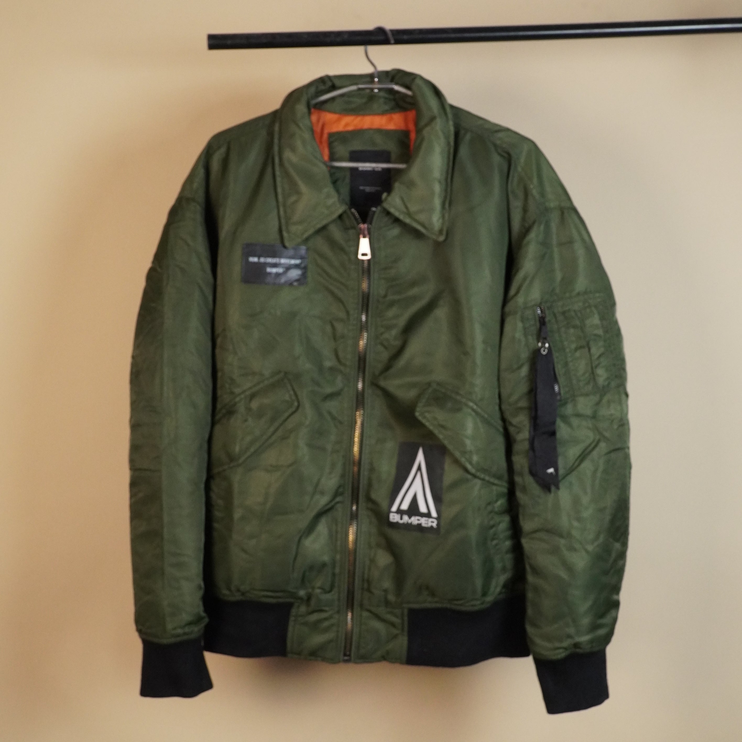 Utility-Inspired Bomber Jacket with Zip Closure( SIZE-M )