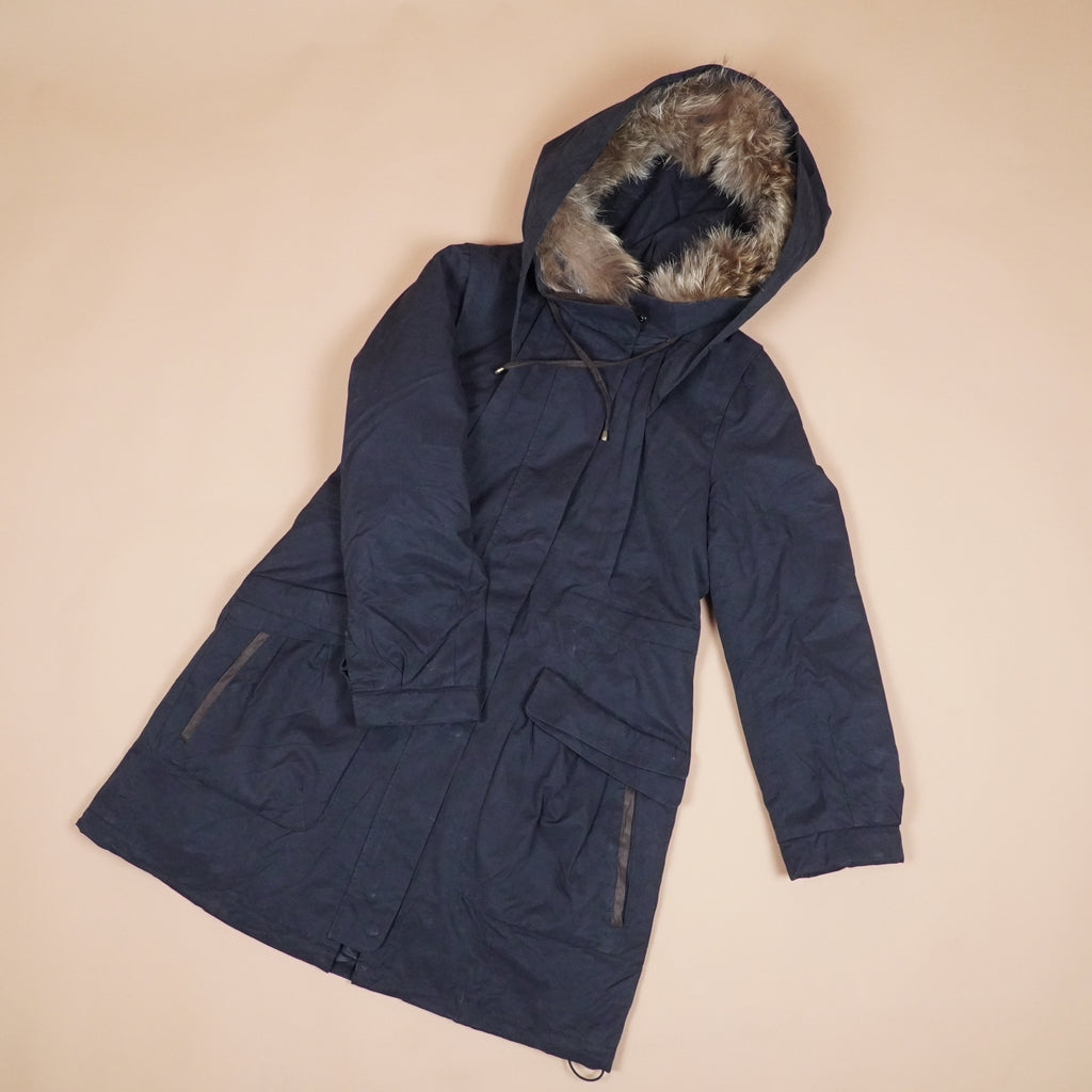 Long Hooded Winter Parka with Faux Fur Trim – Warm, Stylish & Weather-Ready