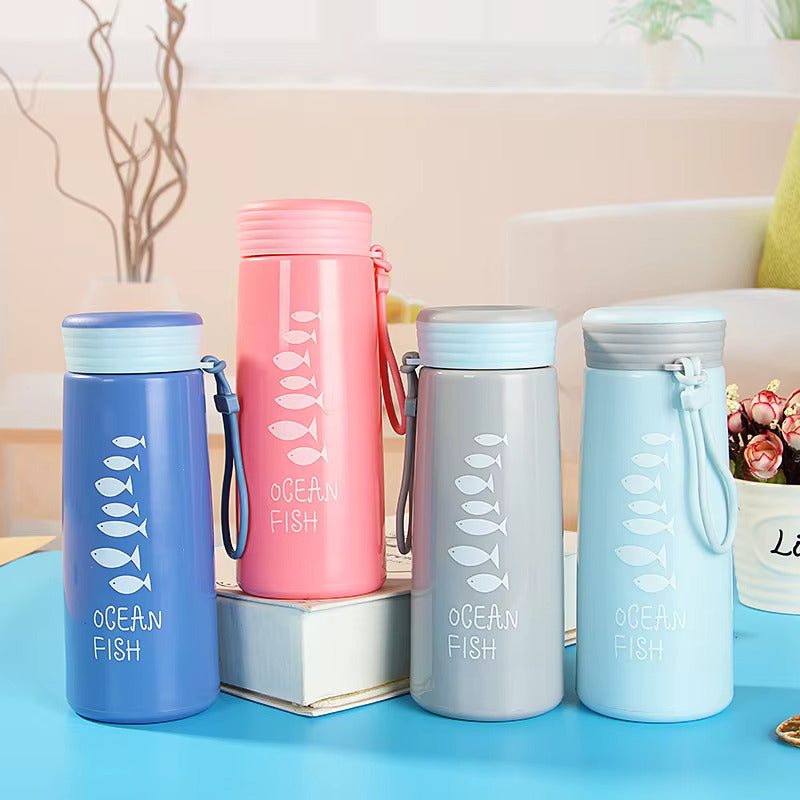 Ocean Fish Print Glass Water Bottle – Cute Portable Drinking Bottle with Strap for School, Office & Travel