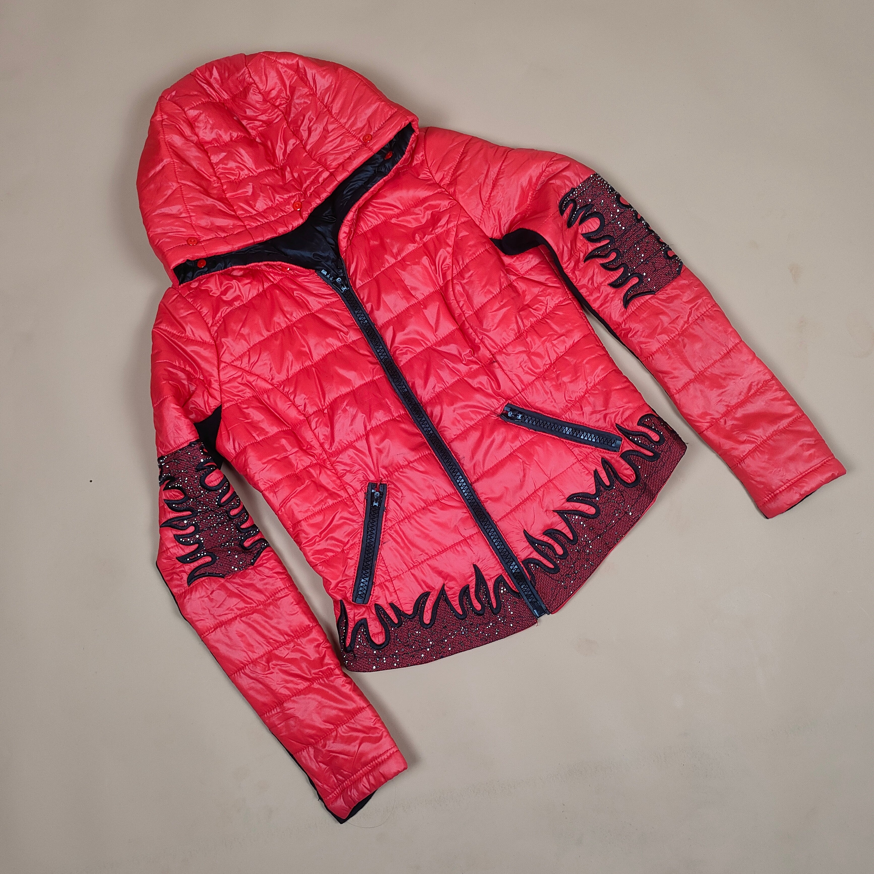 Quilted Hooded Puffer Jacket with Embellished Flame Detailing ( SIZE-S )