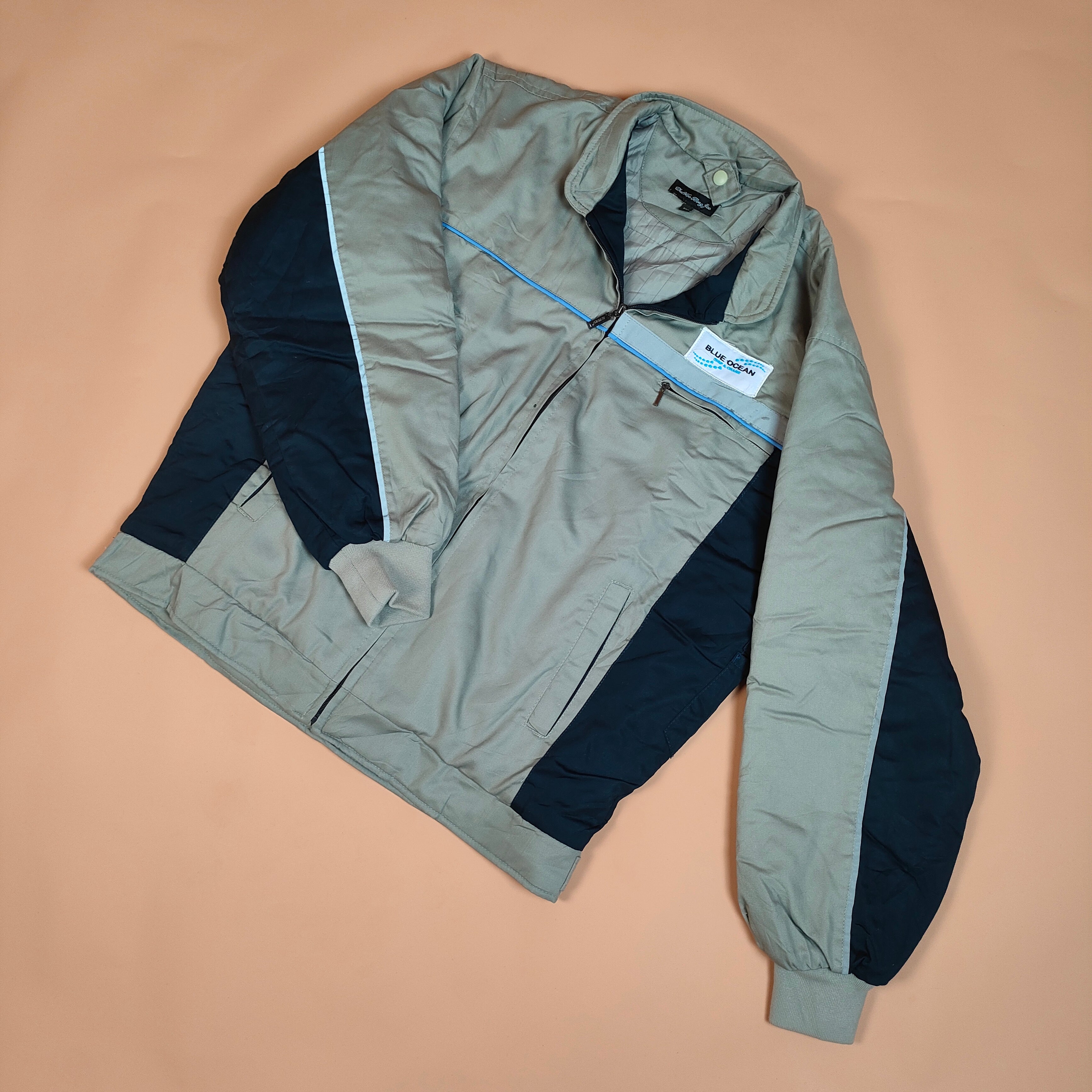 Unisex Lightweight Winter Jacket ( SIZE-M )