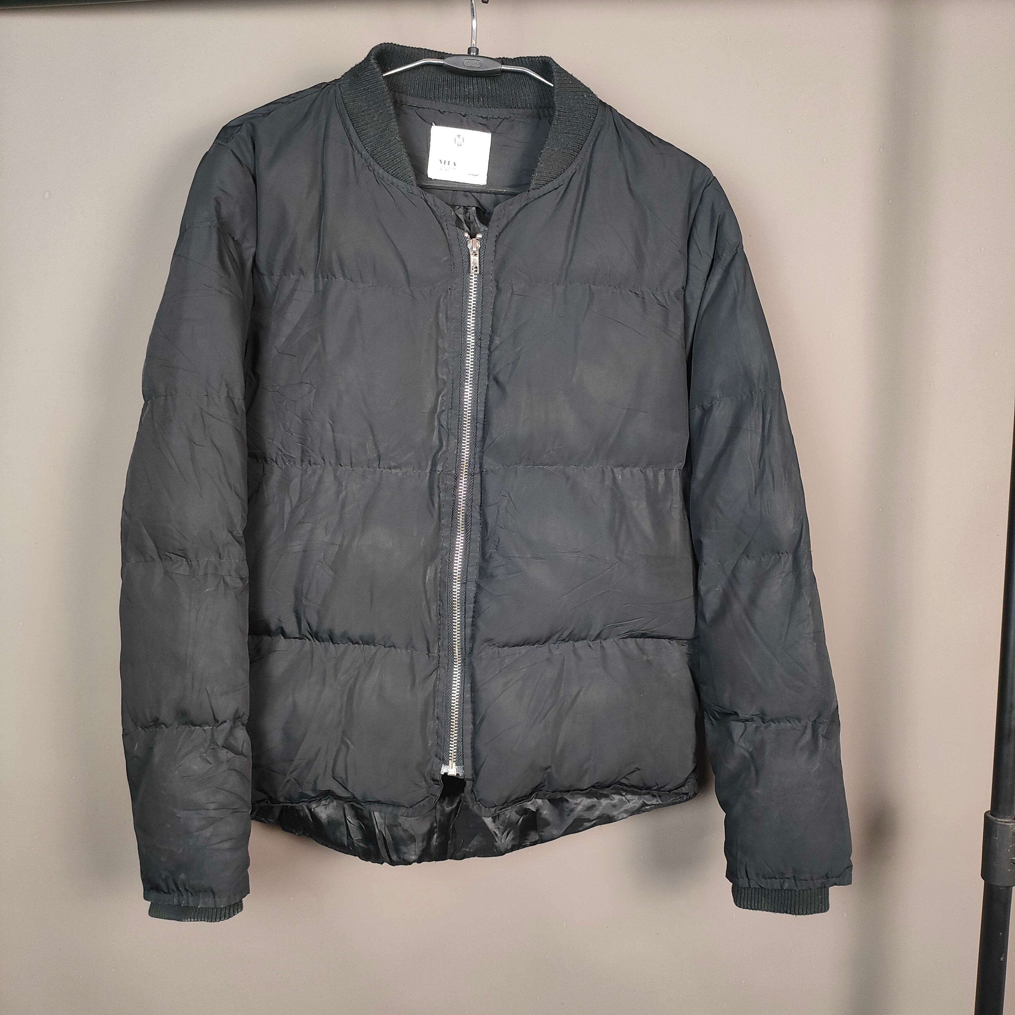 Unisex Lightweight Puffer Jacket ( SIZE-M )