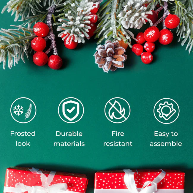 Christmas Tree with Pinecones & Berries – Lush and Realistic