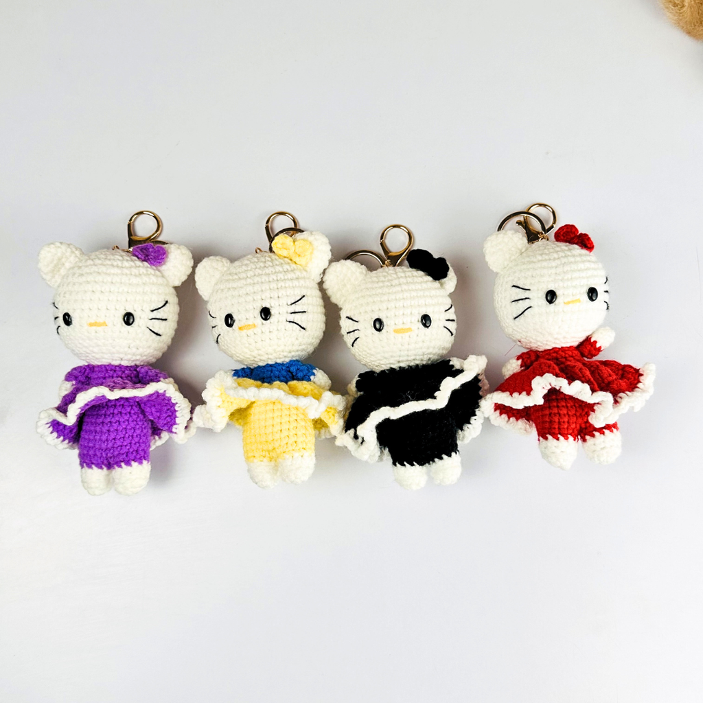 Handcrafted Crochet Kitty Keychain(Random Color)