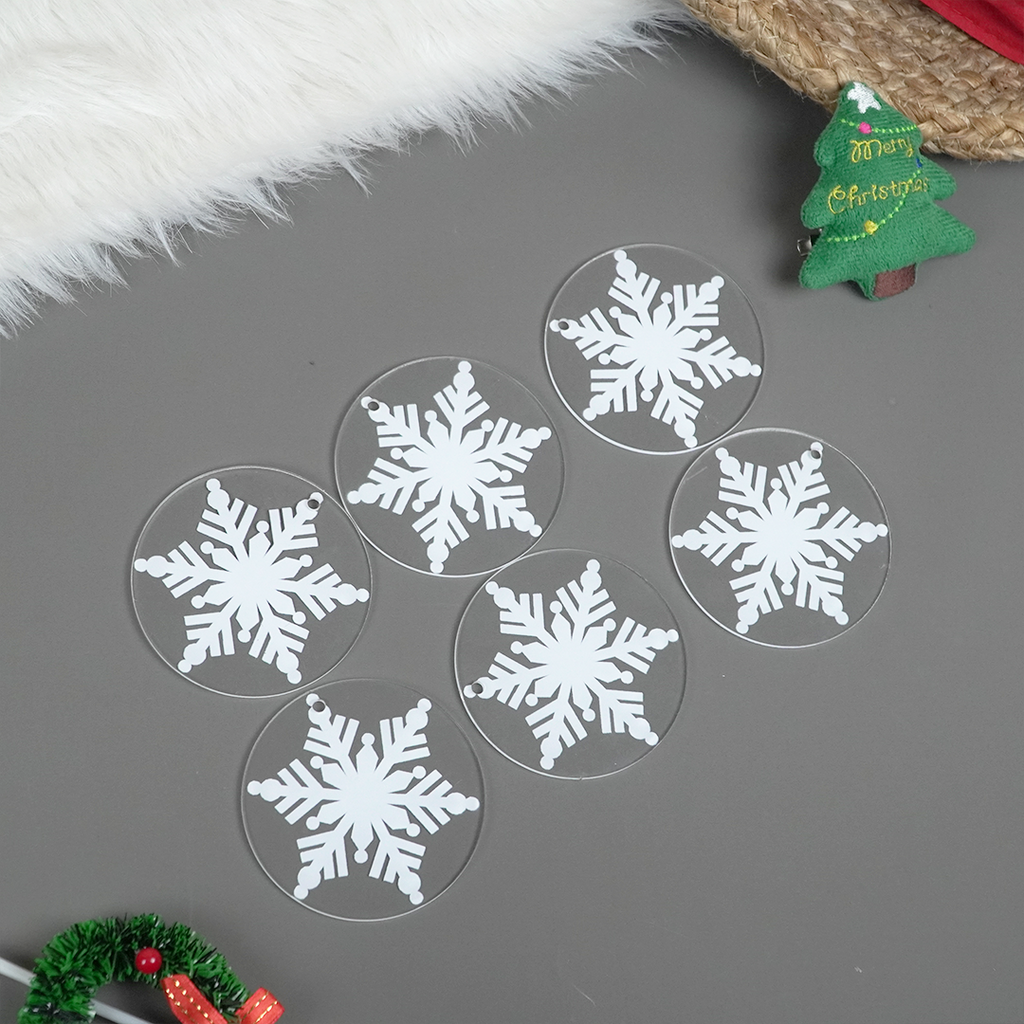 Set of 2 Acrylic Snowflake Ornaments – Elegant Frosted Christmas Décor