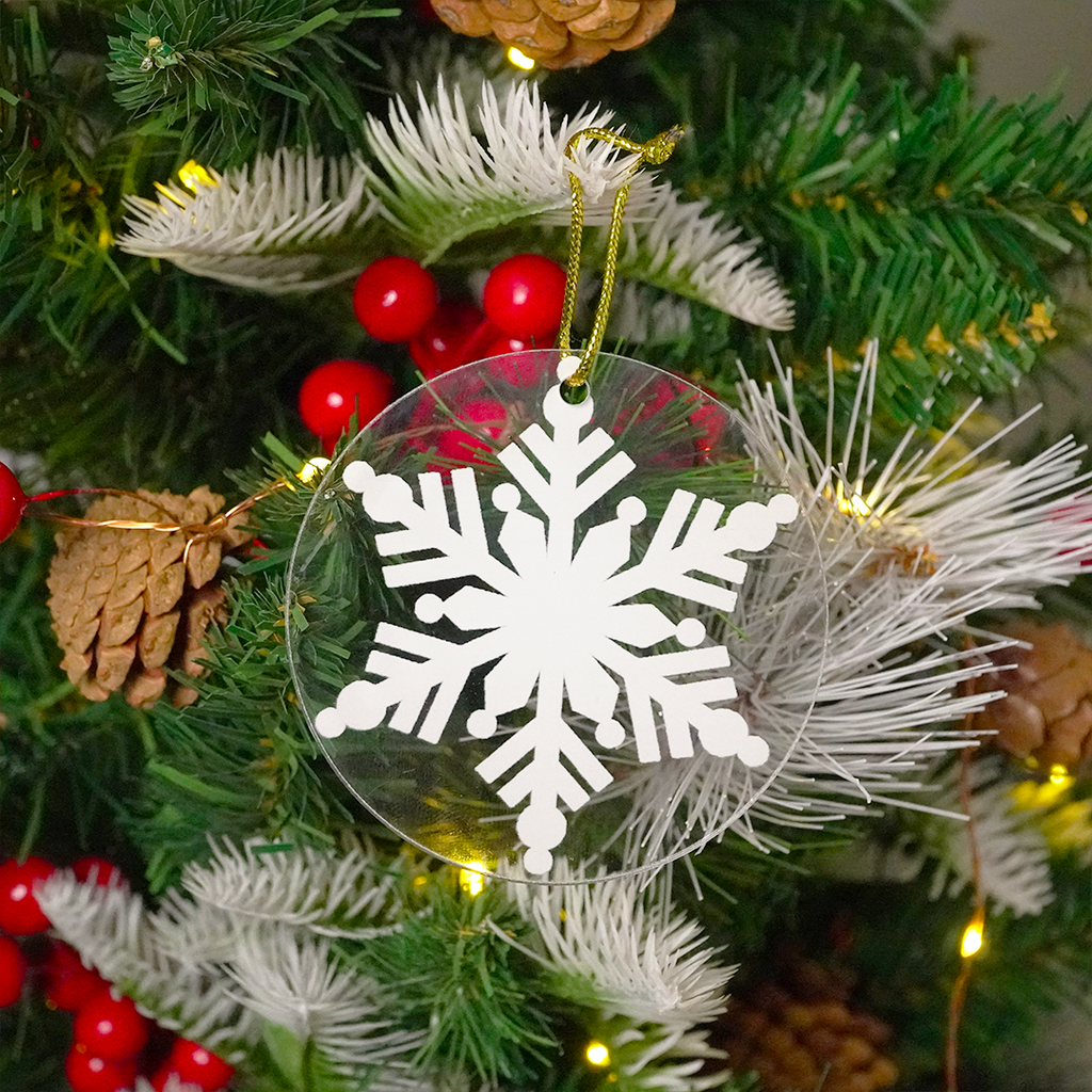 Set of 2 Acrylic Snowflake Ornaments – Elegant Frosted Christmas Décor